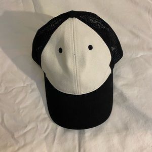 Brandy Melville Trucker Hat